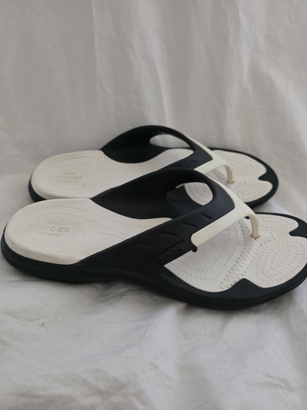 Crocs Athens Flip Flop Women's Black & White Sandals US 8 M / 10 W
